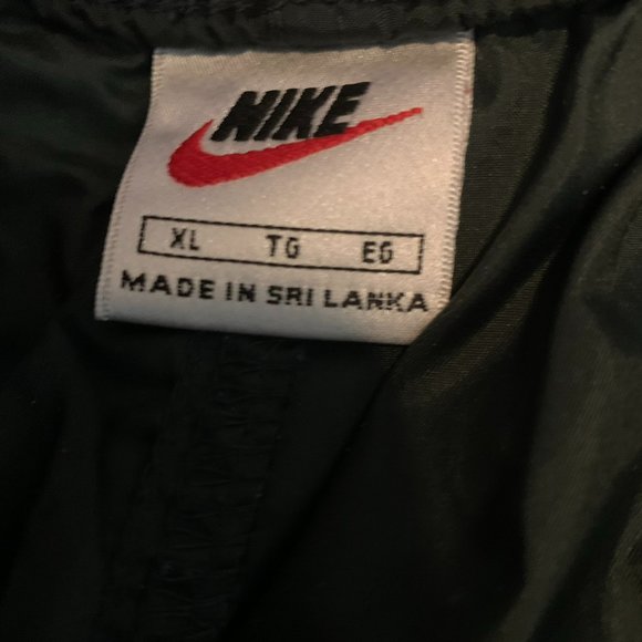 COPY - Nike windsuit with Pants - Picture 13 of 15